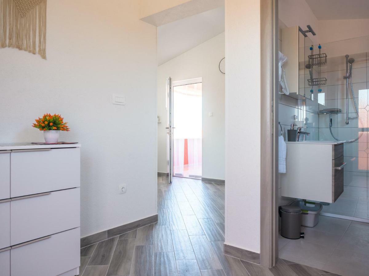 ויר Apartment ˝Soleil˝ מראה חיצוני תמונה