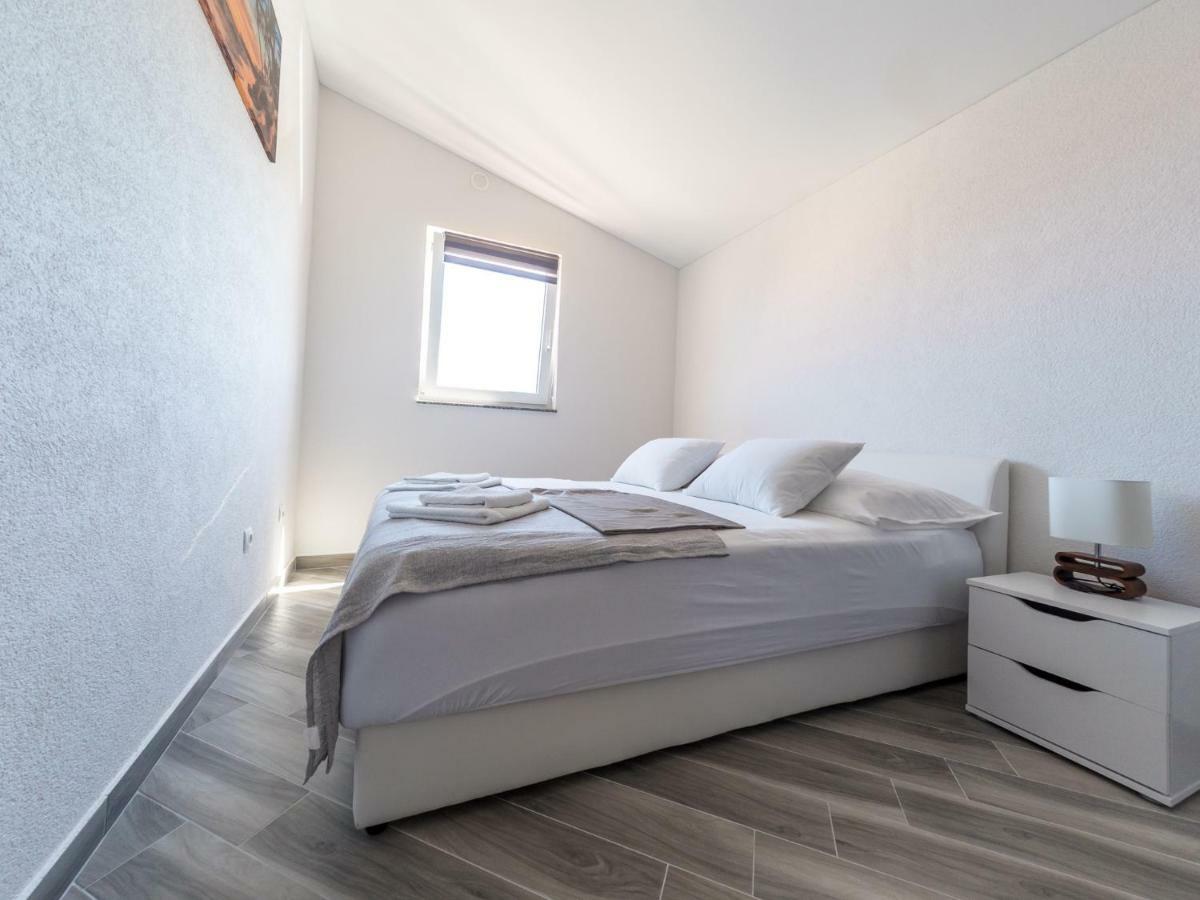 ויר Apartment ˝Soleil˝ מראה חיצוני תמונה